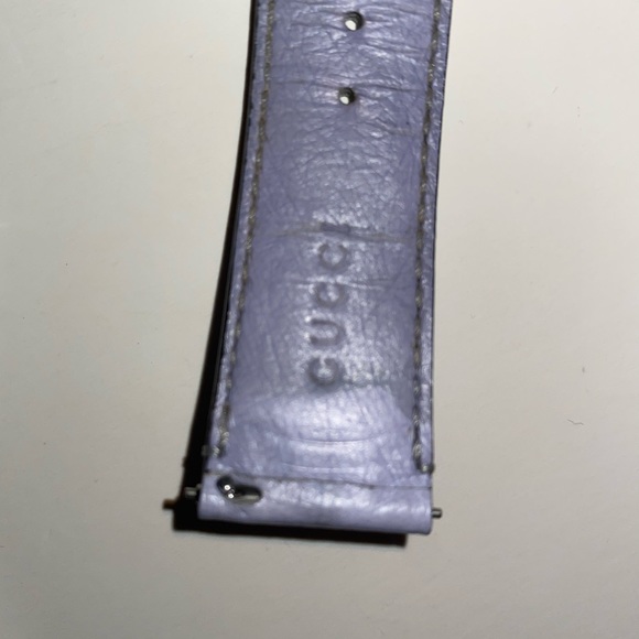 Gucci timeless 38mm snake watch - Picture 3 of 5